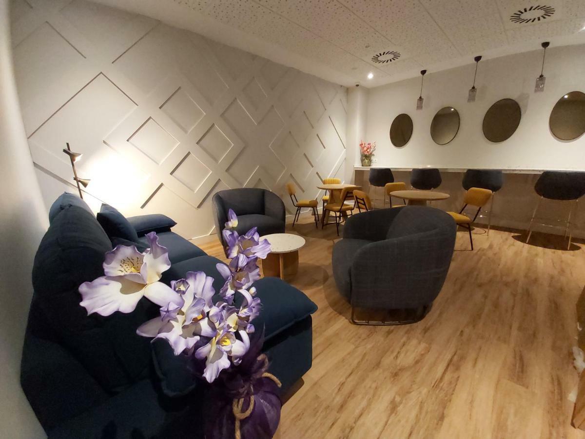 Habital Suites Jaca Dış mekan fotoğraf